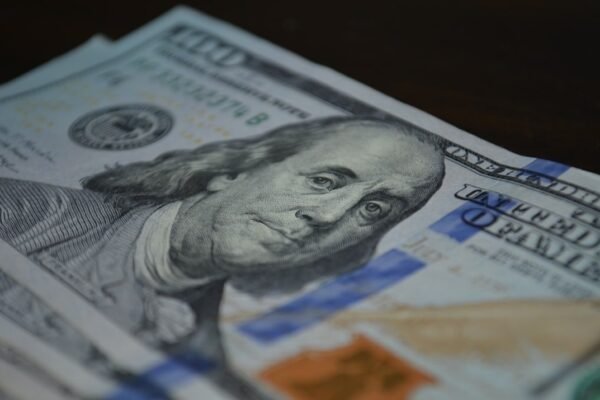El periodismo económico: la brújula que nos falta para entender el dinero