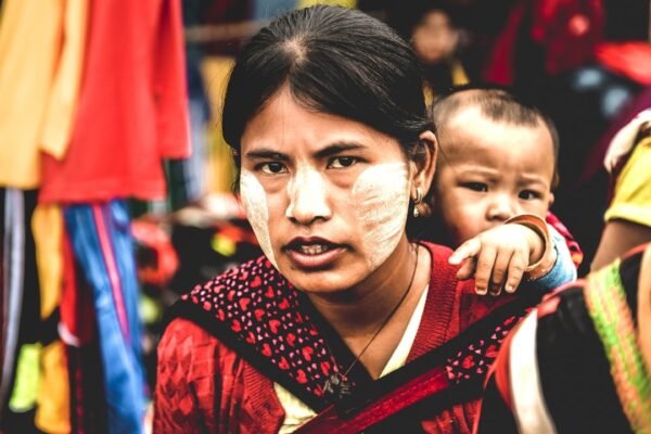 México reconoce a parteras tradicionales en nueva estructura de salud