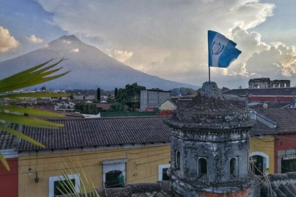 Volcano Summit regresa a Guatemala: ¿puede un evento tech detener la fuga de talento latinoamericano?