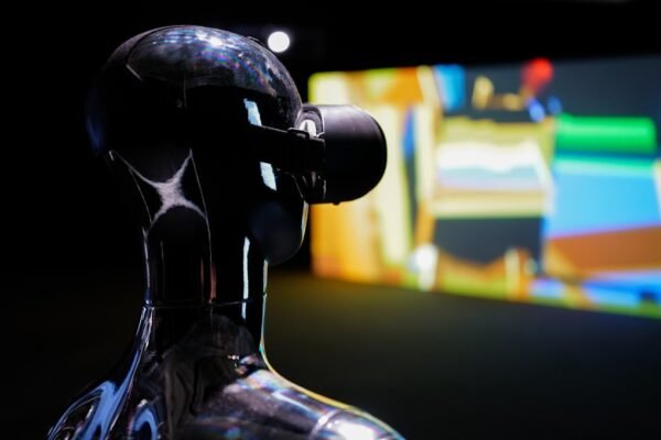 La ironía de A24: de crítica a la IA a socio de Google en Hollywood