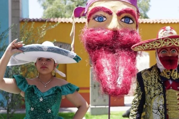 Chimalhuacán celebra 100 años de maestría en máscaras de cera