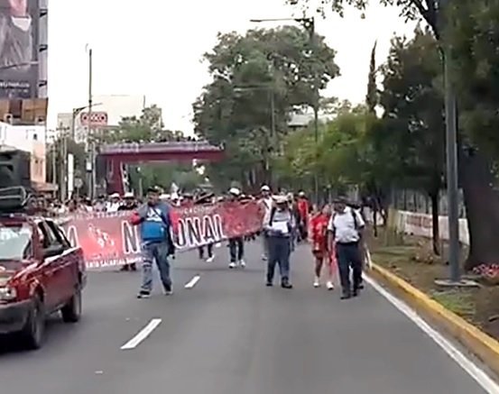 Policía sitia marcha de CNTE en sur de CDMX; Tlalpan colapsa