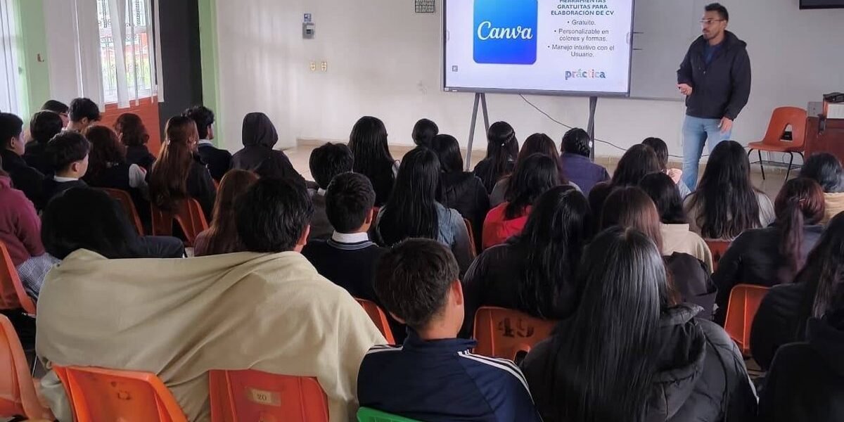 Amecameca prepara a estudiantes con taller de CV y entrevistas laborales