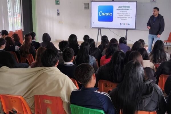 Amecameca prepara a estudiantes con taller de CV y entrevistas laborales