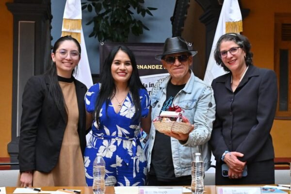 Congreso mexiquense promueve lectura con presentación de autobiografía de Juan Hernández