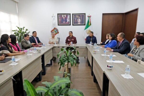 Estado de México asigna 26 plazas de supervisión a docentes destacados