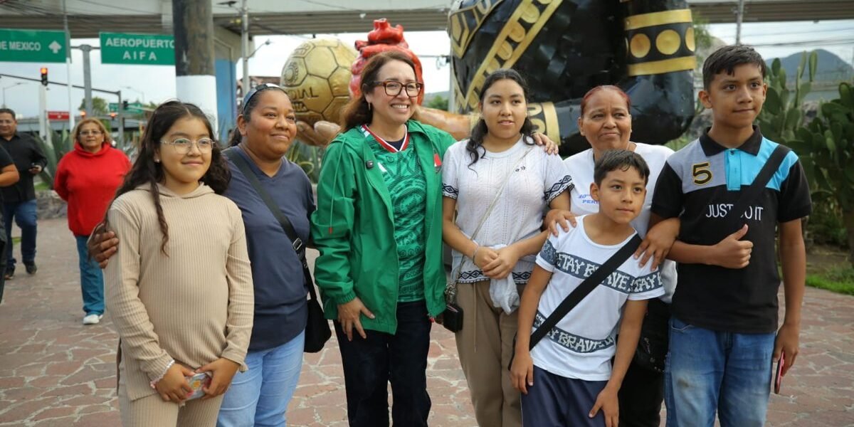 Ecatepec inaugura campaña mundialista con 34 esculturas artísticas