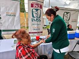 IMSS acerca servicios de salud y orientación a Atenco como parte de Jornadas de Paz