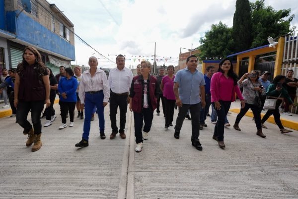 La Paz invierte en infraestructura: dignifican vialidades en Ampliación Arenal