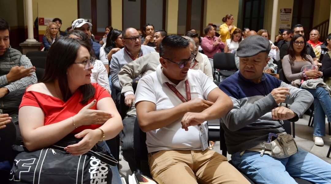 Edomex capacita a 261 servidores públicos en Lengua de Señas Mexicana
