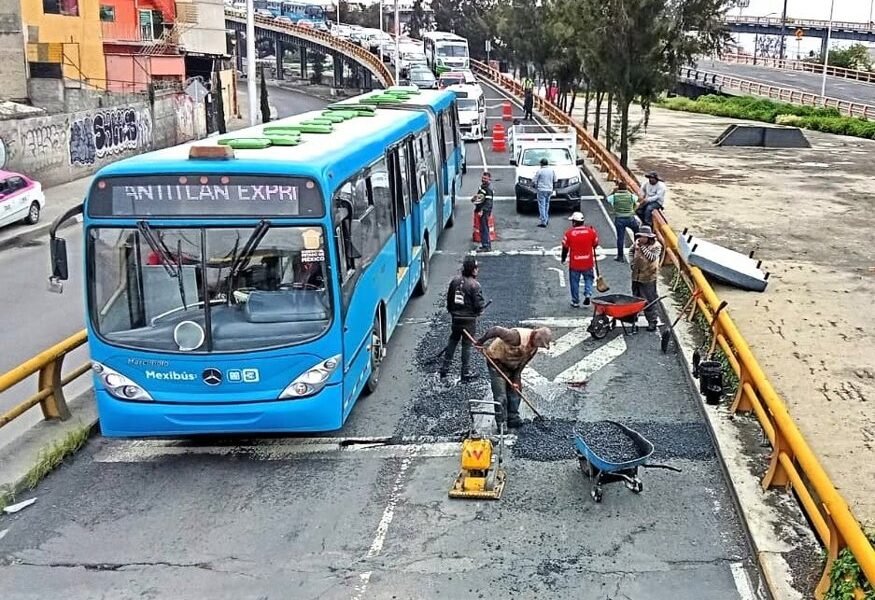 Nezahualcóyotl acelera trabajos de bacheo y mejora de vialidades