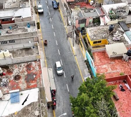 Nezahualcóyotl avanza en mejora urbana con programa de bacheo y repavimentación
