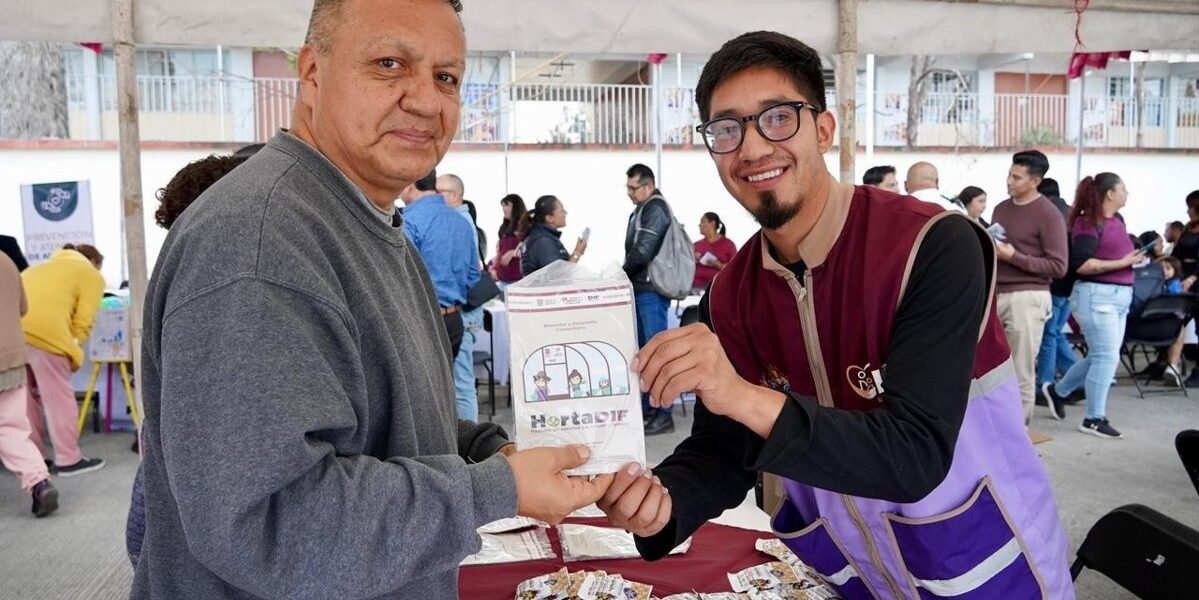 Nezahualcóyotl celebra Día del Padre con feria de salud gratuita y carrera de botargas