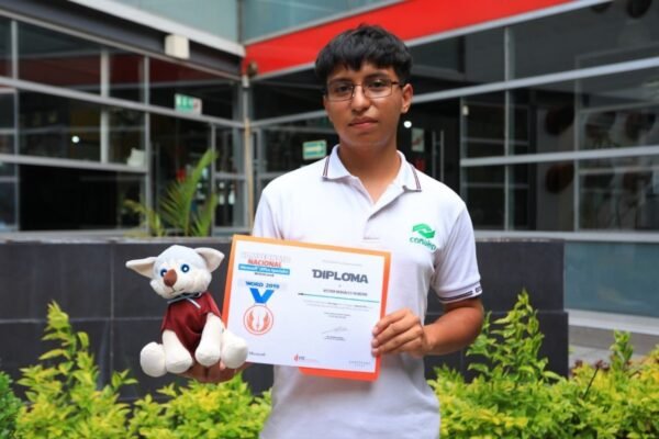 Estudiante mexiquense gana tercer lugar en campeonato nacional de Office