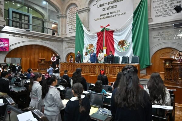 65 menores presentan propuestas contra el trabajo infantil en el Estado de México