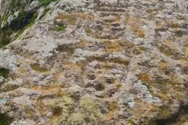 La Piedra Letrada: el códice prehispánico del agua grabado en roca