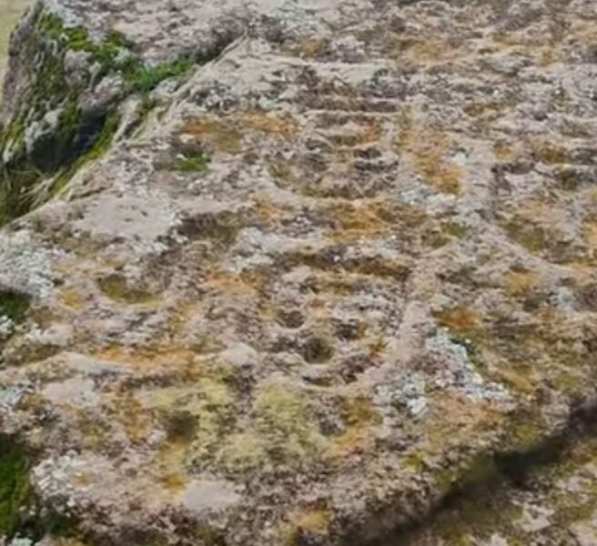 La Piedra Letrada: el códice prehispánico del agua grabado en roca