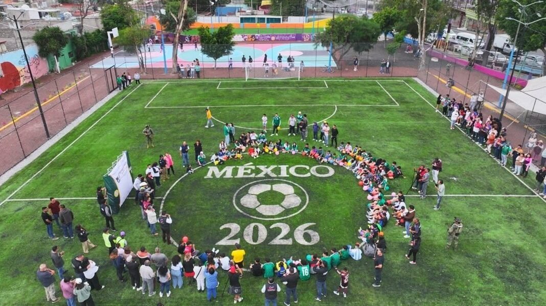 Ecatepec recupera espacios públicos: rehabilitan deportivo Río de Luz