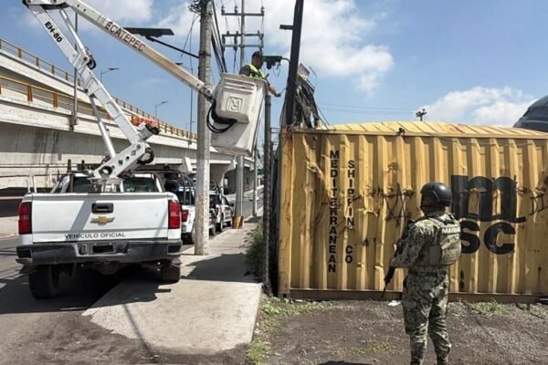 Retiran 64 cámaras de vigilancia ilegal en Ecatepec