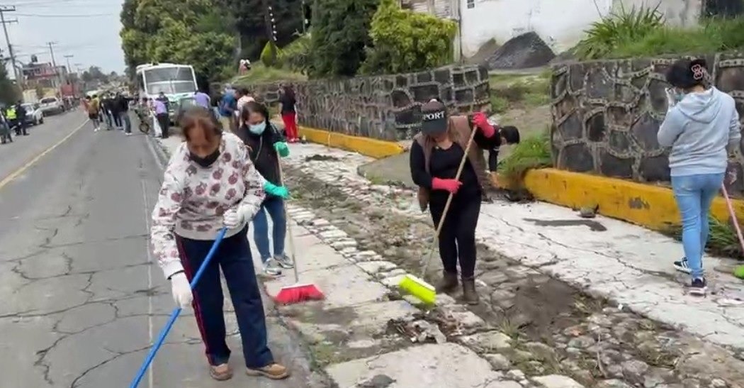 Tlalmanalco se moviliza tras torrencial lluvia que afectó cuatro localidades