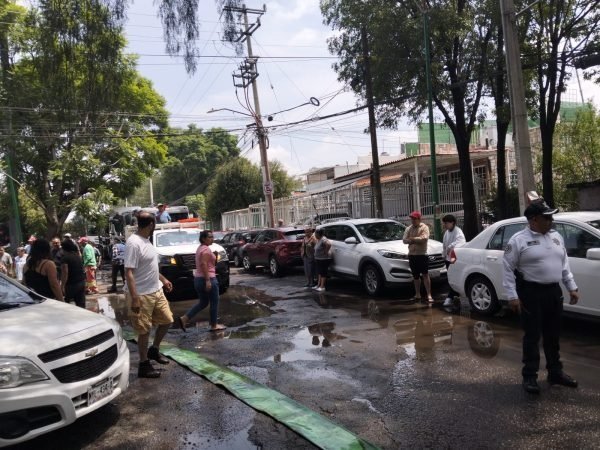 Tlalnepantla activa despliegue permanente para asistir a damnificados por lluvias
