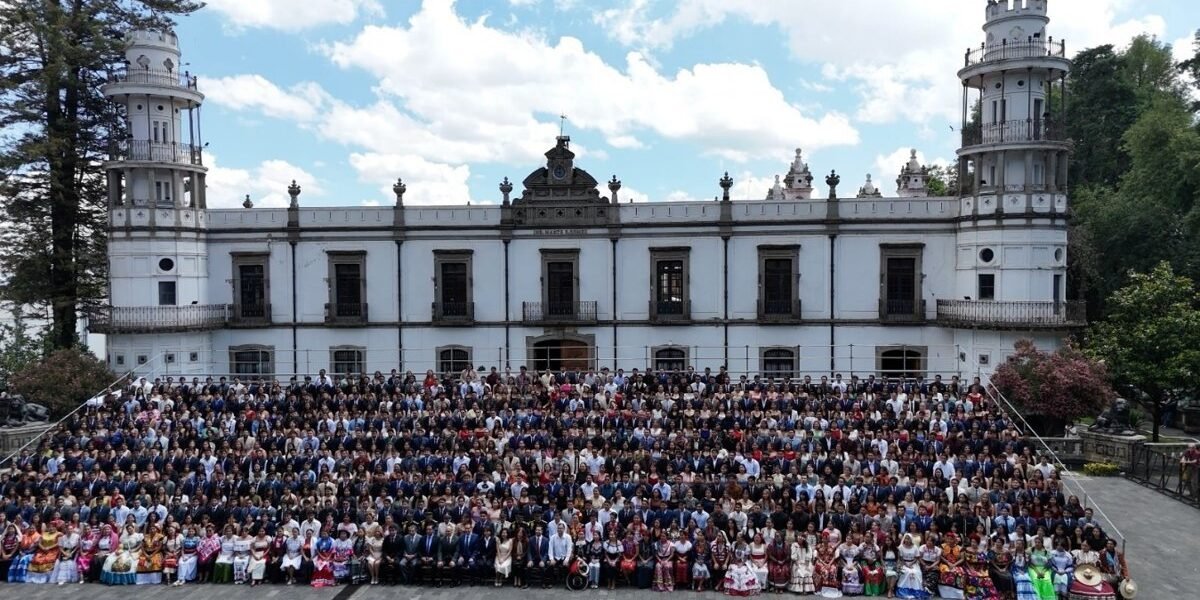 UACh gradúa a 1,250 profesionistas comprometidos con el campo mexicano