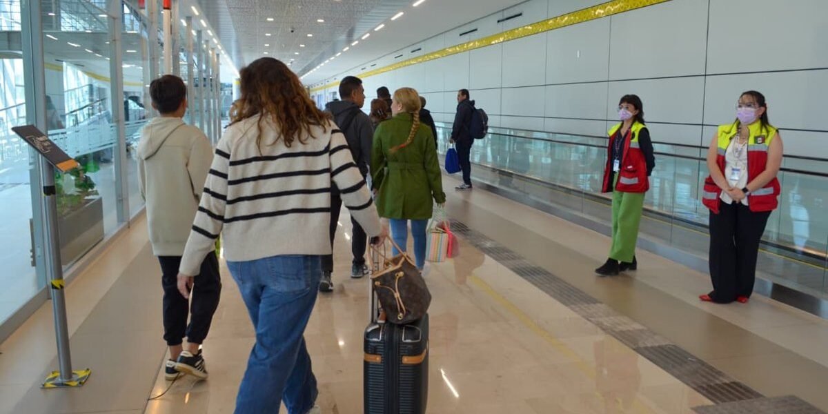 Edomex mantiene blindaje sanitario en aeropuertos durante torneo internacional