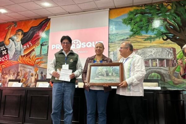 Edomex impulsa restauración de bosques de galería en congreso internacional