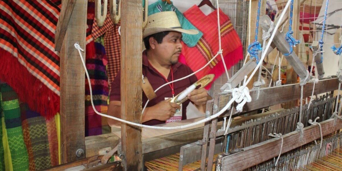 Abre Manos Mágicas 2026: artesanos mexiquenses pueden recibir 3,600 pesos