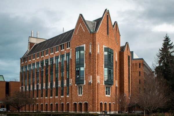 UNAM reclama presupuesto: ¿inversión estratégica o gasto inevitable?