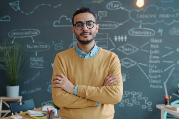 Del puesto de flores al software: la historia de emprendimiento que inspira la región