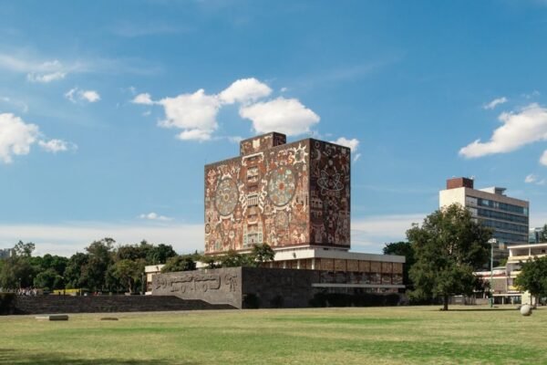 México renuncia a $1.6 billones en impuestos: el costo oculto del Mundial