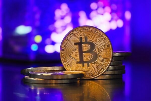 Trump y el negocio cripto: USD $580 millones en juego político