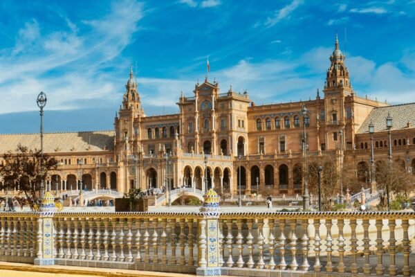 ¿Qué pueden aprender los sistemas educativos latinoamericanos de las regiones españolas?