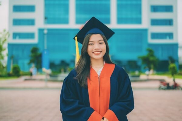 Doctorados sin fronteras: cuando la educación desafía la incertidumbre migratoria
