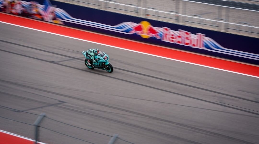 Márquez domina MotoGP y se perfila como favorito indiscutible