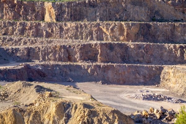Minerales estratégicos: por qué Latinoamérica no puede quedarse solo como proveedora