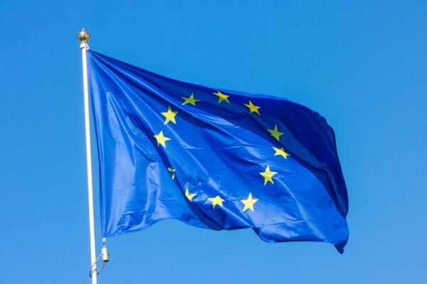México avanza en su relación comercial con Europa tras aprobación unánime