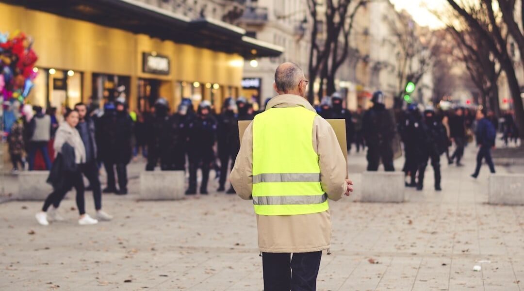 Multitudinaria concentración sin medidas básicas de seguridad