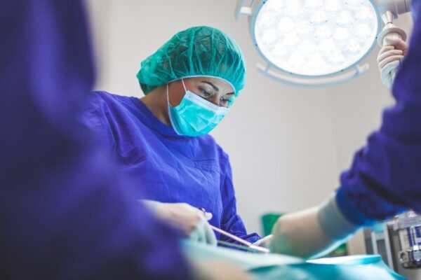 México logra hito cardíaco: primera reparación de válvula mitral con tecnología robótica
