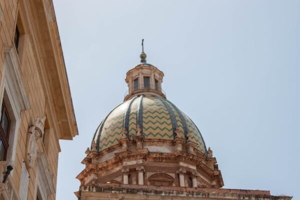 Alcalde de Metepec enfrenta proceso penal pero rechaza dejar su cargo