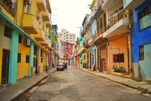 Cuba rechaza acusaciones de terrorismo: "estrategia de Washington para justificar bloqueo"