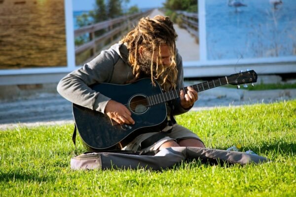 La voz silenciada: pueblos originarios exigen reconocimiento en la escena del rock