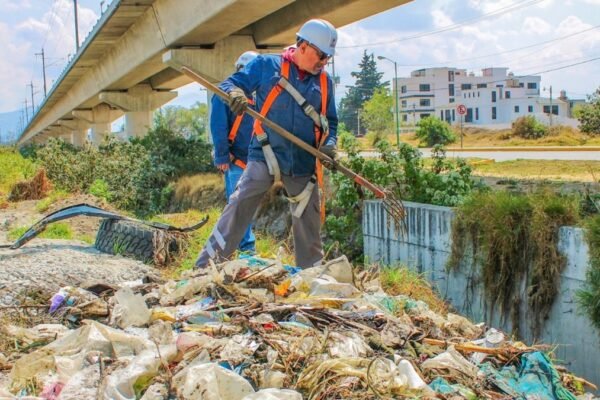 Estado de México retira 369 toneladas de basura para prevenir inundaciones