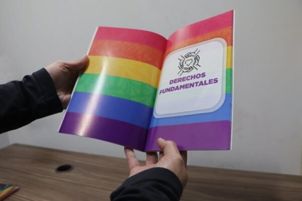 Estado de México presenta primera cartilla de derechos para mujeres de la diversidad sexual
