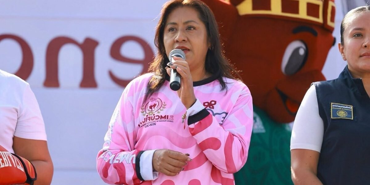 Chimalhuacán fortalece la paz a través del deporte con clínica de boxeo