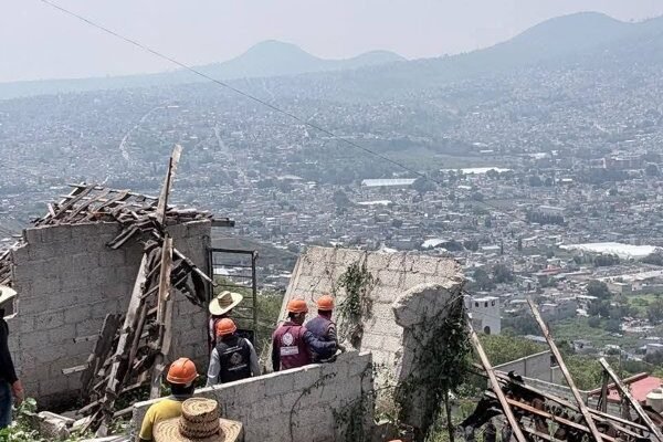 Chimalhuacán retira asentamientos irregulares en reserva ecológica protegida