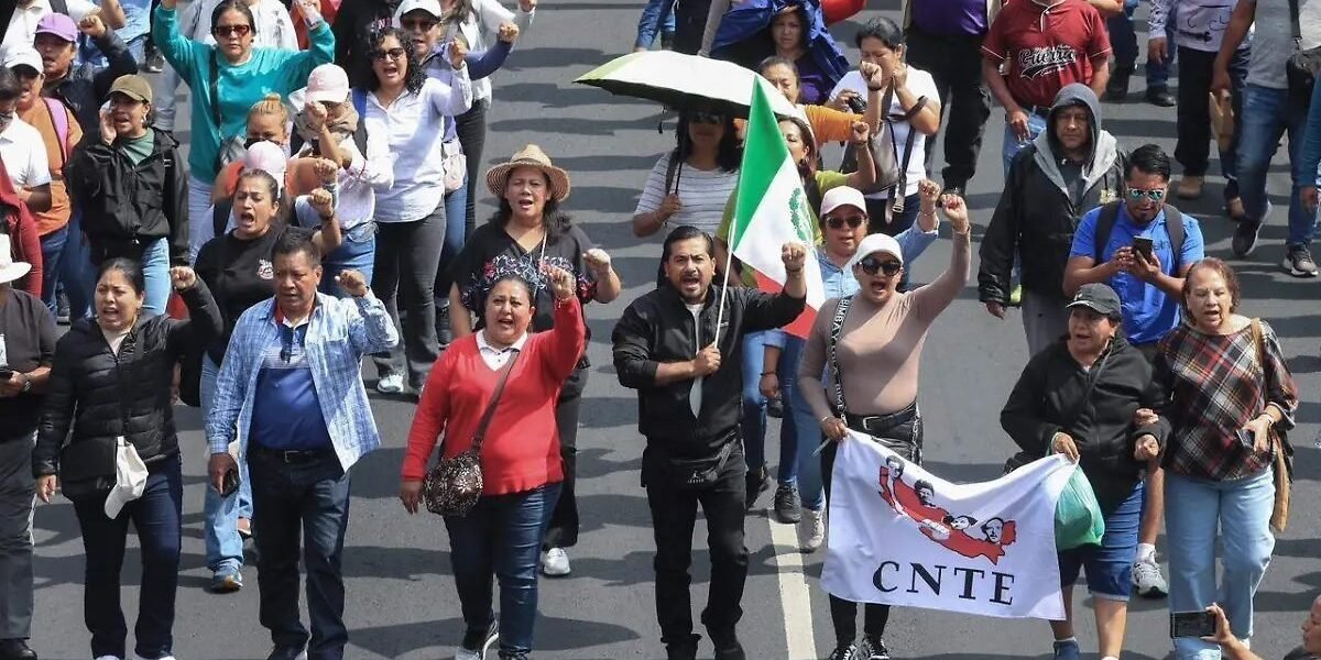 CNTE regresa a las calles: amaga con nuevas movilizaciones por incumplimiento de acuerdos