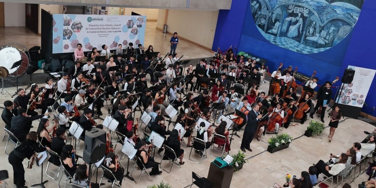 La AEFCM presenta su Orquesta y Coro Infantil en la Cámara de Diputados