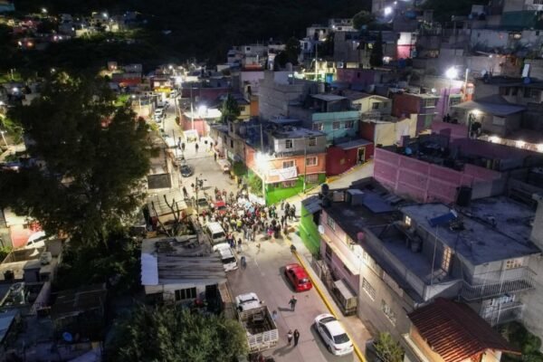 Ecatepec inaugura Sendero Seguro en San Andrés de la Cañada tras 33 años de abandono